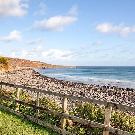 Headland Cottages Coverack Extérieur photo