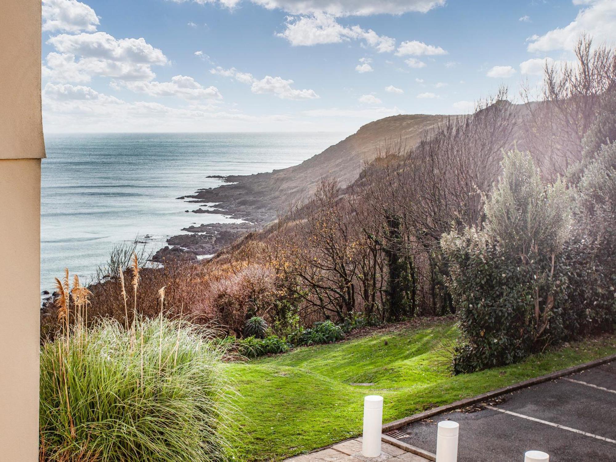 Headland Cottages Coverack Extérieur photo