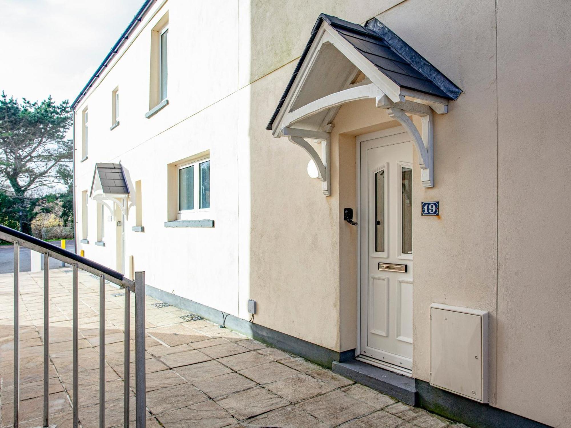 Headland Cottages Coverack Extérieur photo